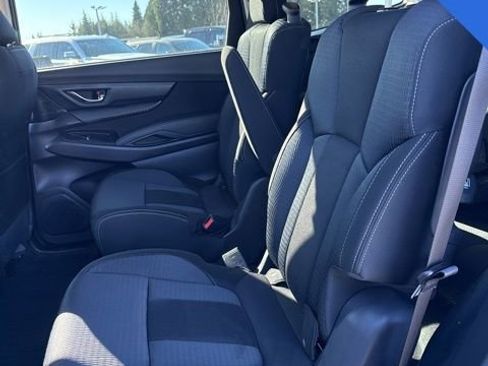 Used 2025 Subaru Ascent Premium image 9