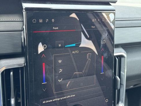 New 2026 GMC Acadia Elevation FWD image 12