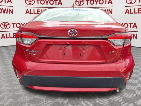 Used 2020 Toyota Corolla LE w/ LE Premium Package FWD image 6
