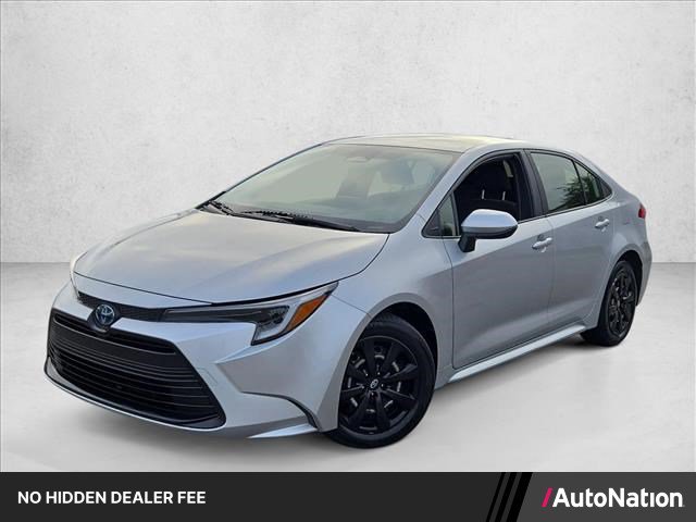 Used 2025 Toyota Corolla LE FWD image 1