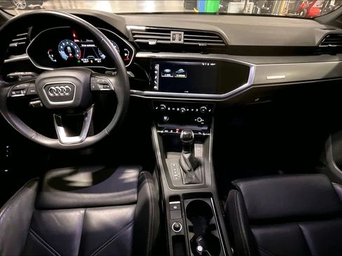 Used 2023 Audi Q3 2.0T Premium image 14