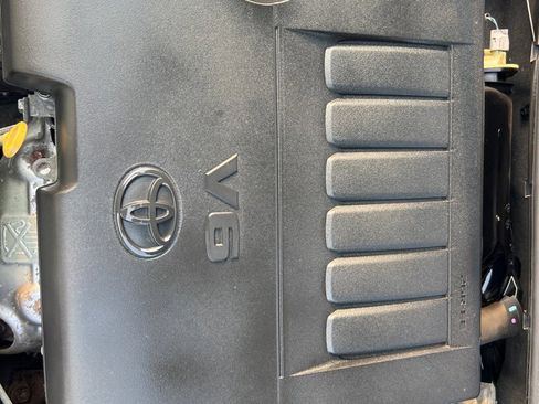 Used 2013 Toyota Avalon image 43