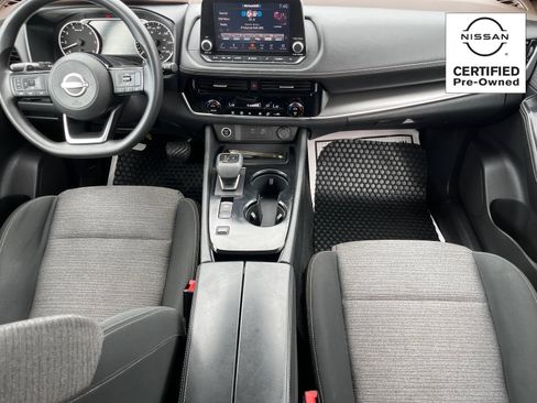 Certified 2023 Nissan Rogue SV FWD image 14