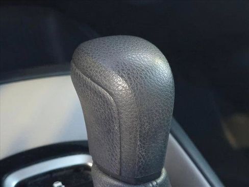 Used 2024 Toyota Corolla LE FWD image 18