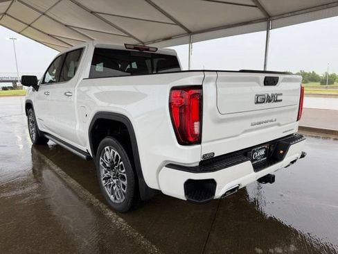 Used 2025 GMC Sierra 1500 Denali Ultimate AWD/4WD image 7