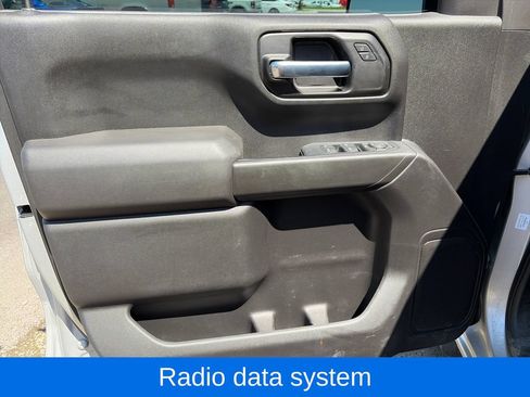 Used 2022 Chevrolet Silverado 1500 Custom w/ LPO, Dark Essentials Package AWD/4WD image 15
