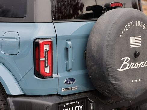 Used 2023 Ford Bronco Outer Banks image 4