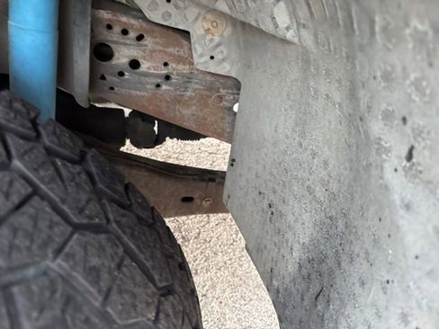 Used 2005 Ford F250 Lariat image 5