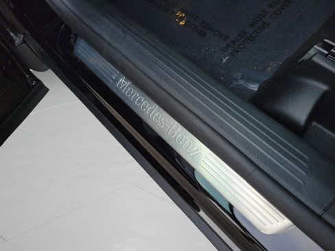 Certified 2025 Mercedes-Benz GLB 250 image 23