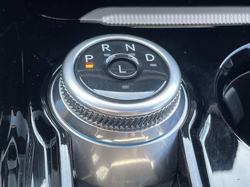 Used 2025 Ford Explorer Platinum image 24