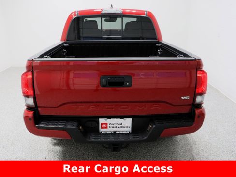 Certified 2019 Toyota Tacoma TRD Sport image 8