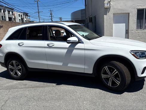 Used 2021 Mercedes-Benz GLC 300 image 6