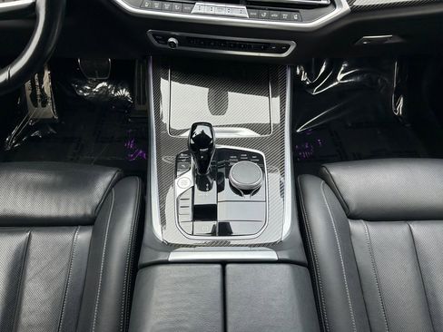 Used 2022 BMW X5 M50i w/ Premium Package image 13