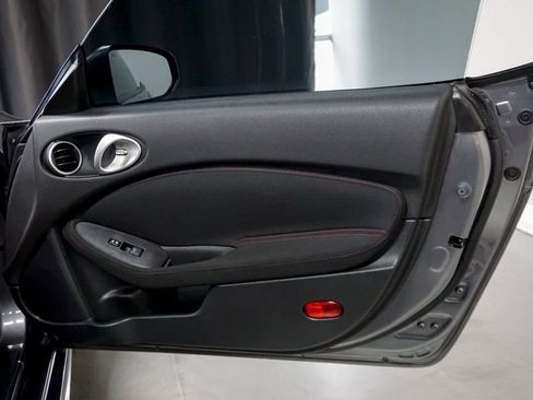 Used 2012 Nissan 370Z NISMO image 33