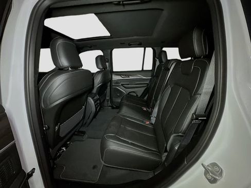 New 2026 Jeep Grand Cherokee Limited image 26