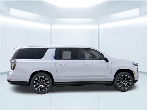 New 2026 Chevrolet Suburban High Country image 6