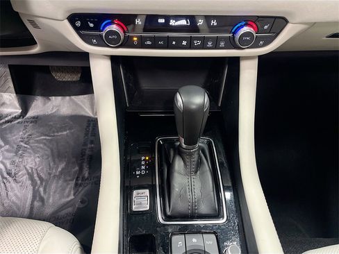 Used 2021 MAZDA MAZDA6 Signature image 17