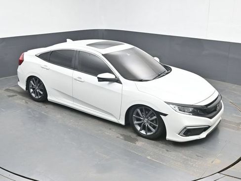Used 2019 Honda Civic EX image 1
