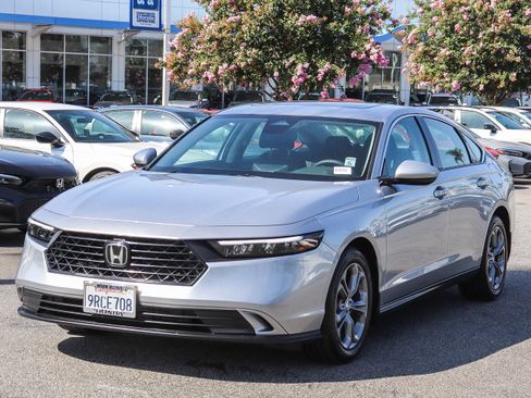Certified 2024 Honda Accord EX image 3