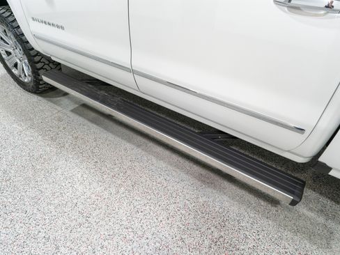 Used 2017 Chevrolet Silverado 1500 LTZ w/ LTZ Plus Package image 12