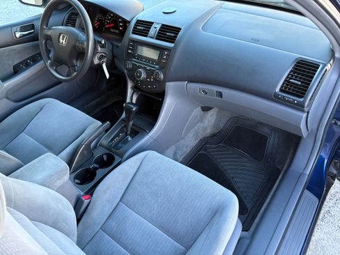 Used 2004 Honda Accord LX image 21