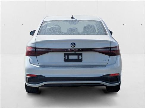 New 2025 Volkswagen Jetta SE image 8