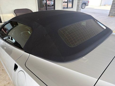 Used 2014 Chevrolet Corvette Stingray Convertible w/ 2LT Preferred Equipment Group image 33