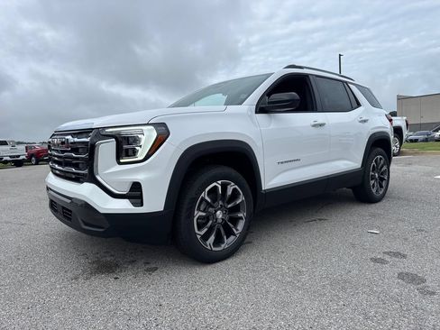 New 2027 GMC Terrain Elevation w/ Elevation Premium Package FWD image 2