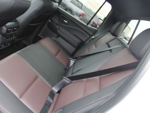 New 2026 Honda Ridgeline Black Edition image 9