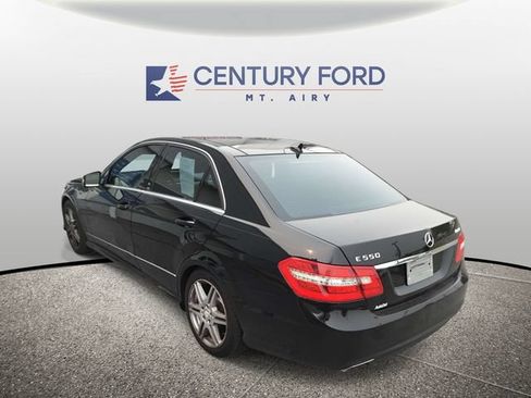 Used 2010 Mercedes-Benz E 550 4MATIC Sedan image 5