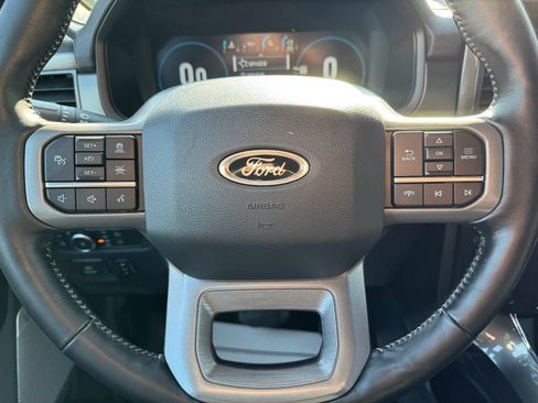 Used 2022 Ford F150 Lariat w/ Equipment Group 502A High AWD/4WD image 34