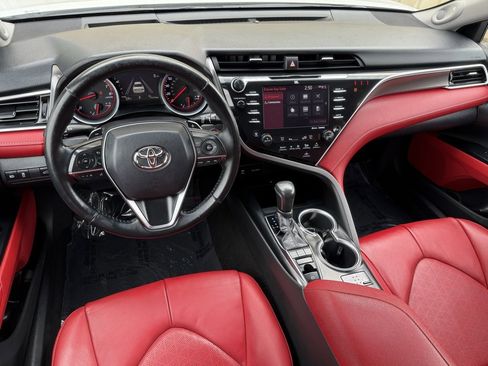 Used 2018 Toyota Camry XSE image 24