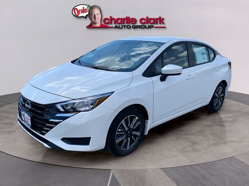 Certified 2025 Nissan Versa SV w/ Trunk Package FWD image 1
