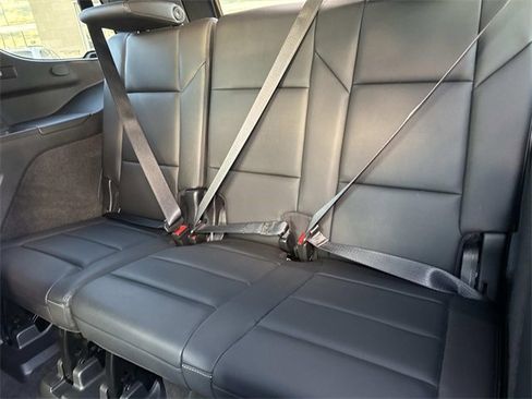 Used 2022 Cadillac Escalade Luxury image 14
