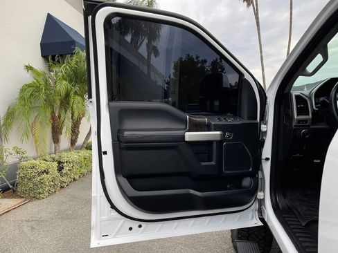 Used 2020 Ford F250 Lariat w/ Lariat Ultimate Package image 18