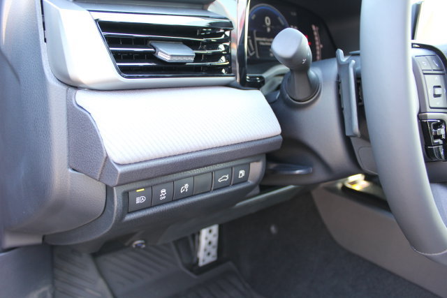 Certified 2026 Toyota Camry SE w/ Convenience Package FWD image 39