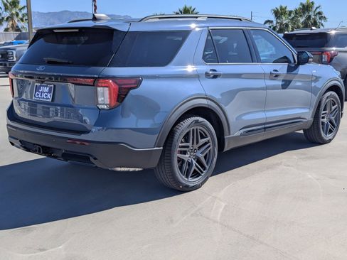 New 2026 Ford Explorer ST-Line RWD image 2
