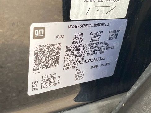 Certified 2023 GMC Acadia SLE w/ LPO, Floor Liner Package image 23