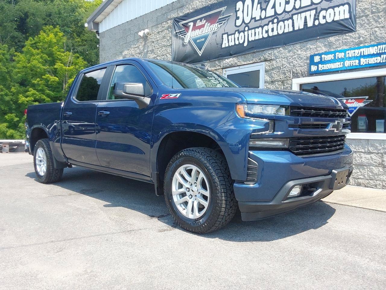 Used 2021 Chevrolet Silverado 1500 RST AWD/4WD image 2