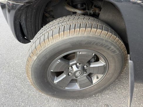 Used 2009 Toyota Tacoma PreRunner image 26