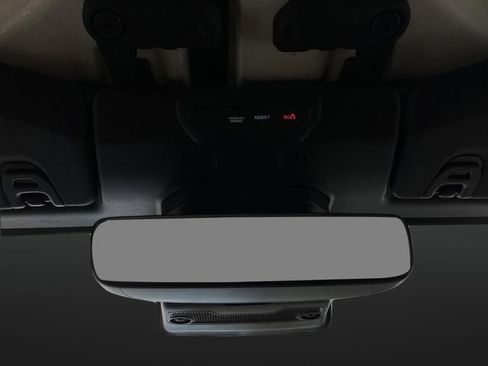 Used 2022 Jeep Gladiator Overland image 26