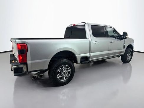 Used 2024 Ford F250 Lariat w/ Lariat Ultimate Package AWD/4WD image 7