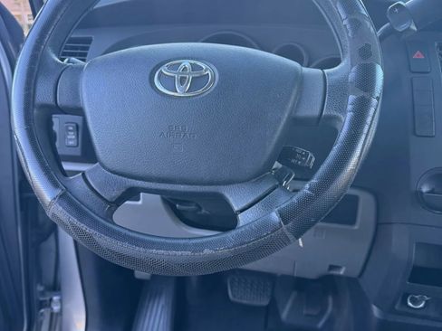 Used 2013 Toyota Tundra 2WD Double Cab image 17