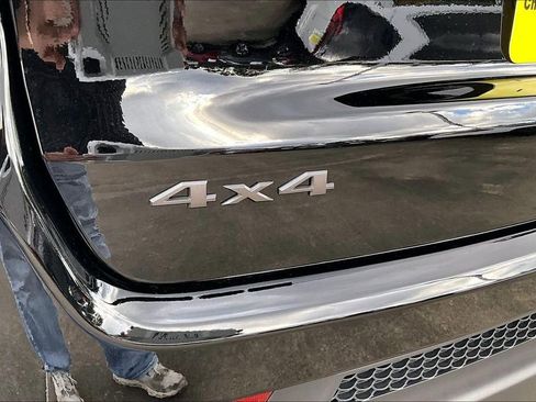 New 2026 Jeep Compass Latitude image 12