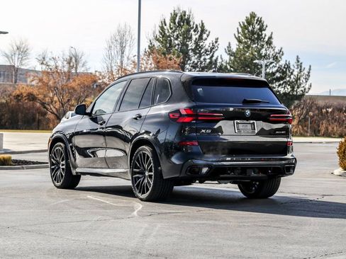 New 2026 BMW X5 xDrive40i w/ Executive Package image 3