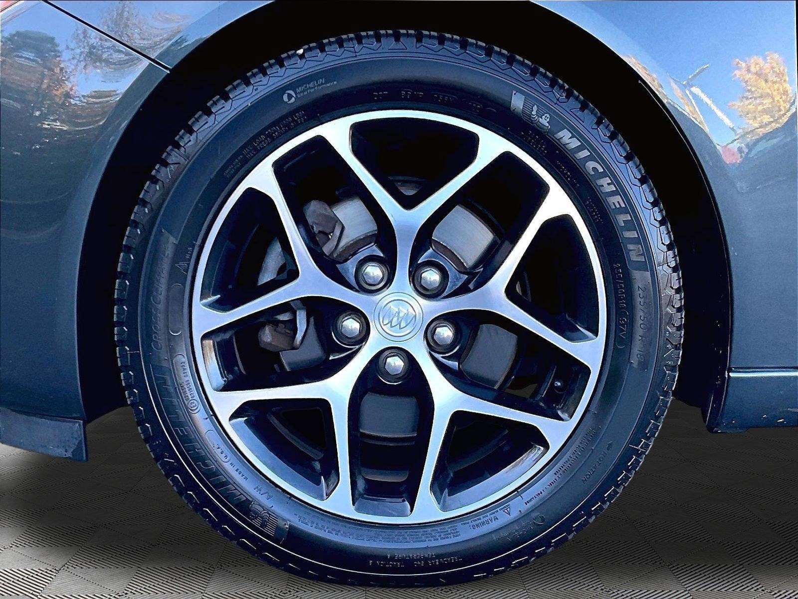 Used 2017 Buick Regal Sport Touring FWD image 34