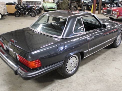 Used 1988 Mercedes-Benz 560 SL image 12