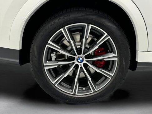 New 2026 BMW X6 M60i image 9