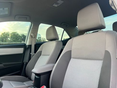 Used 2019 Toyota Corolla LE FWD image 11