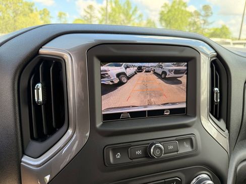 New 2026 GMC Sierra 2500 Pro w/ 1SA Pro Safety Plus Package AWD/4WD image 18